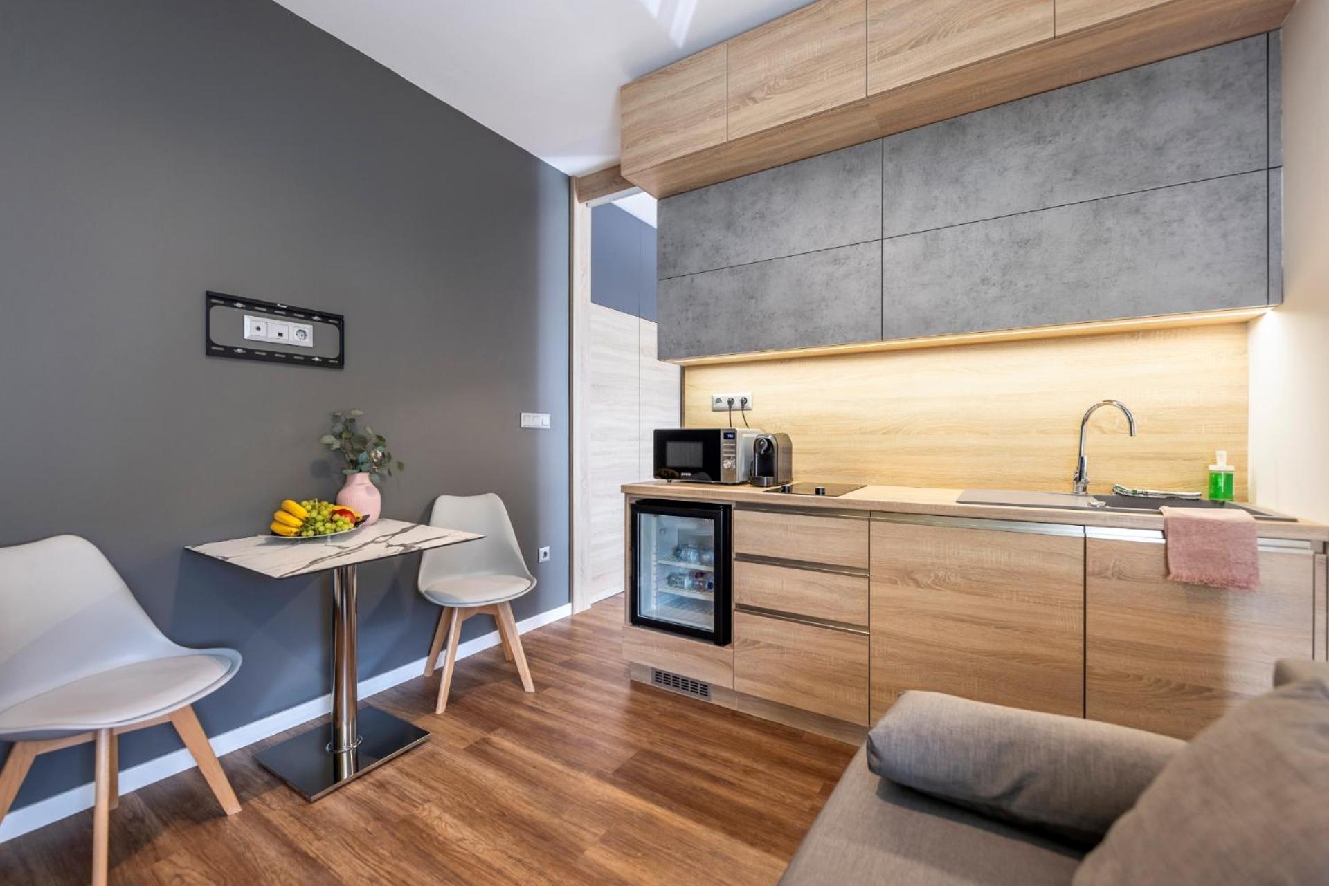 Amade Apartmanok 1 Дьєр Екстер'єр фото